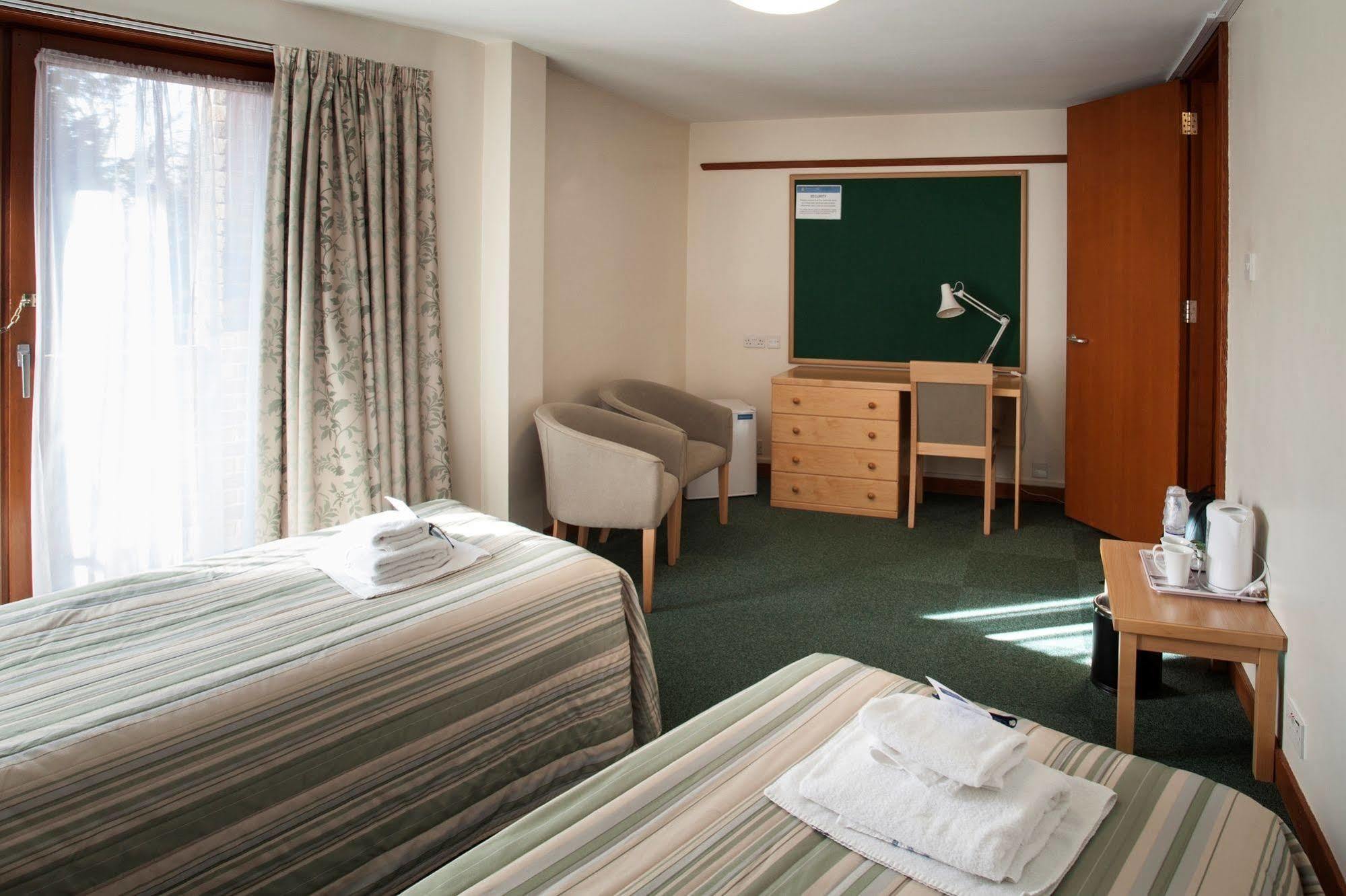 Robinson College - University Of Cambridge Bagian luar foto